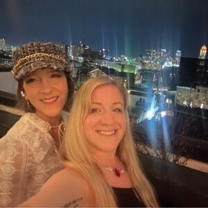 Meet your Posher, Steph
Buy 4 items from my store and get extra 20% off order!